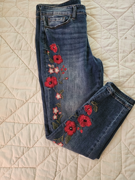 a.n.a Denim - A.N.A. Floral Embroidered Jeggings- Size 12